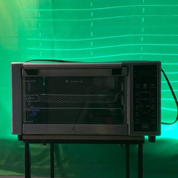 Power Air Frier - Picture 1 of 2